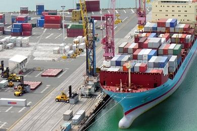 Погрузка экспортных грузов в порты