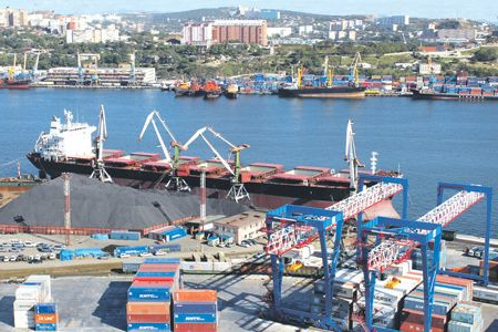 В портах Дальневосточного бассейна отмечен рост перевалки грузов